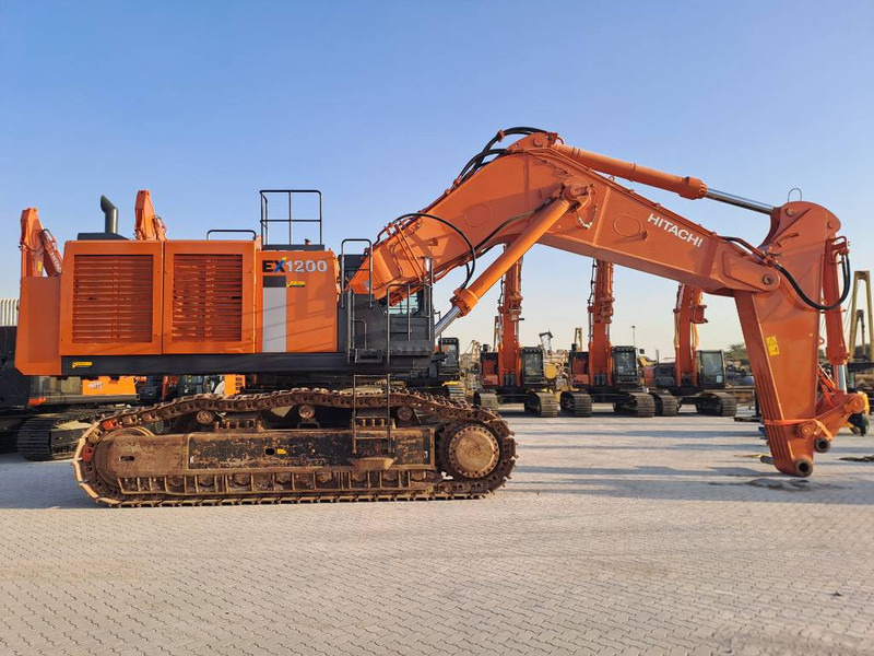 Hitachi EX1200-6 ME (New Boom + Stick) (Jebel Ali, UAE) - Rupsgraafmachine: afbeelding 2 Hitachi EX1200-6 ME (New Boom + Stick) (Jebel Ali, UAE) - Rupsgraafmachine: afbeelding 2