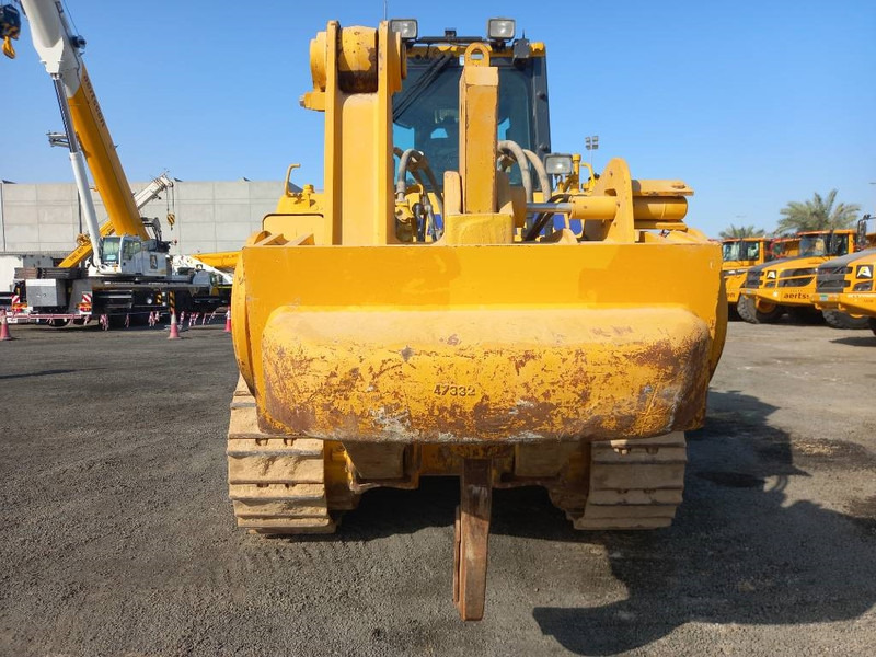 Komatsu D155A-6R (4 pcs available in Abu Dhabi) - Bulldozer: afbeelding 5 Komatsu D155A-6R (4 pcs available in Abu Dhabi) - Bulldozer: afbeelding 5