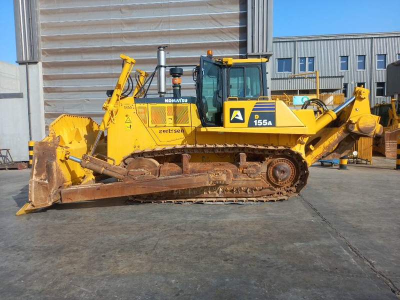 Bulldozer Komatsu D155A-6R (4 pieces available in Abu Dhabi): afbeelding 1
