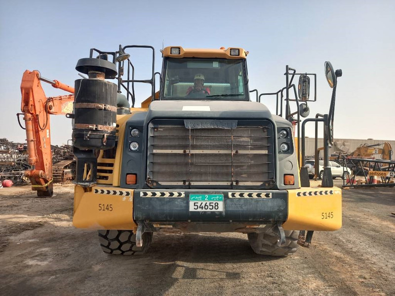 Komatsu HM400-3R (4 pcs available in Abu Dhabi) - Kiepwagen met knikbesturing: afbeelding 5 Komatsu HM400-3R (4 pcs available in Abu Dhabi) - Kiepwagen met knikbesturing: afbeelding 5