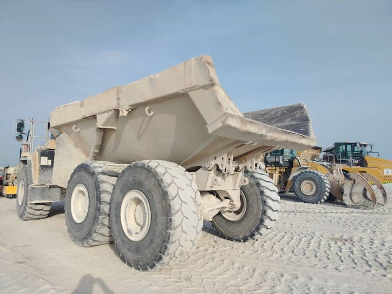 Komatsu HM400-3R (4 pieces available in Abu Dhabi) - Kiepwagen met knikbesturing: afbeelding 5 Komatsu HM400-3R (4 pieces available in Abu Dhabi) - Kiepwagen met knikbesturing: afbeelding 5