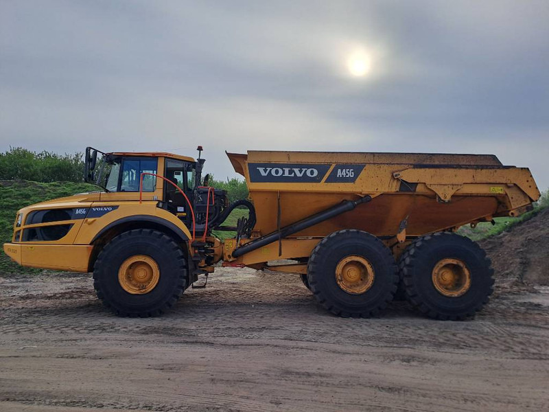Volvo A 45 G - Kiepwagen met knikbesturing: afbeelding 2 Volvo A 45 G - Kiepwagen met knikbesturing: afbeelding 2