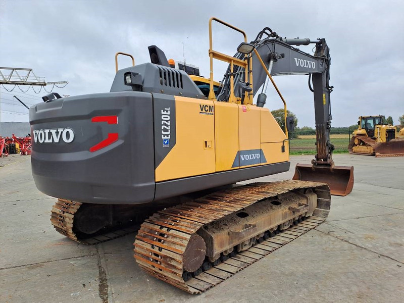 Volvo EC 220 EL (New Undercarriage) - Rupsgraafmachine: afbeelding 4 Volvo EC 220 EL (New Undercarriage) - Rupsgraafmachine: afbeelding 4