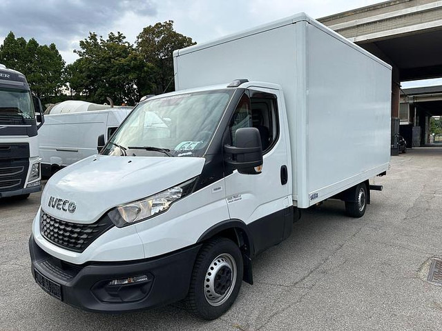 Iveco 35S16 - Bestelwagen gesloten laadbak: afbeelding 2 Iveco 35S16 - Bestelwagen gesloten laadbak: afbeelding 2