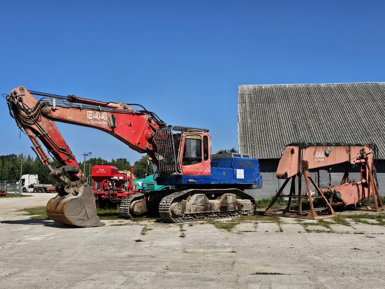 LIEBHERR R944B VH-HD. UHD boom and standart boom included. - Sloop graafmachine: afbeelding 3 LIEBHERR R944B VH-HD. UHD boom and standart boom included. - Sloop graafmachine: afbeelding 3