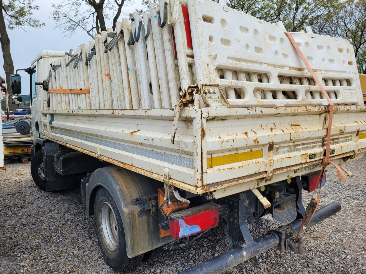 MAN TGL 8.220 - Kipper vrachtwagen: afbeelding 3 MAN TGL 8.220 - Kipper vrachtwagen: afbeelding 3