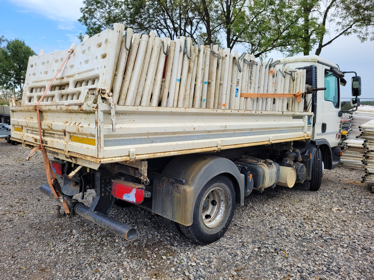 MAN TGL 8.220 - Kipper vrachtwagen: afbeelding 5 MAN TGL 8.220 - Kipper vrachtwagen: afbeelding 5