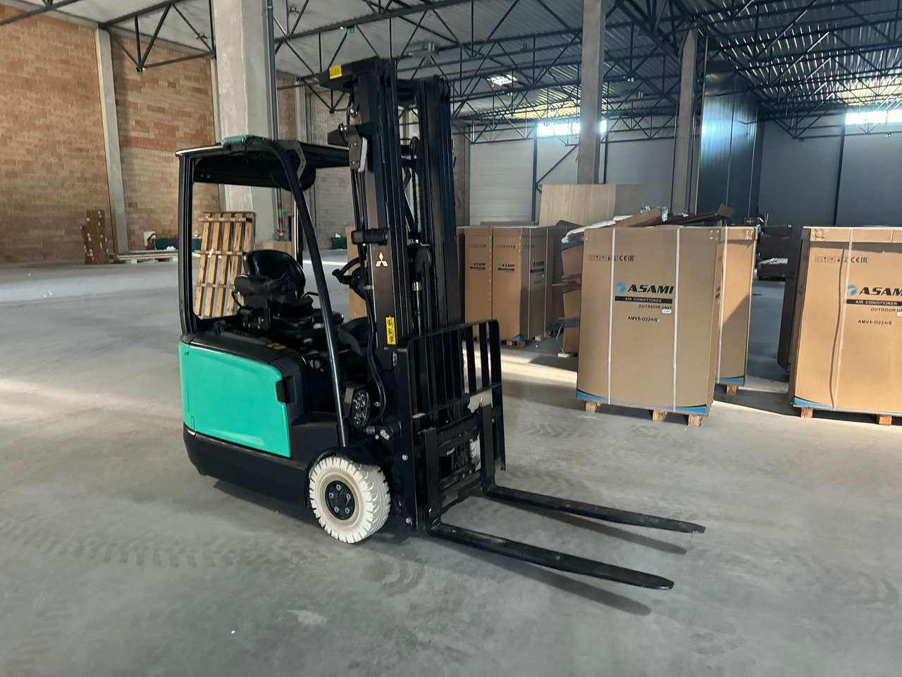 Mitsubishi FB18CN2T 32hours! - Elektrische heftruck: afbeelding 2 Mitsubishi FB18CN2T 32hours! - Elektrische heftruck: afbeelding 2