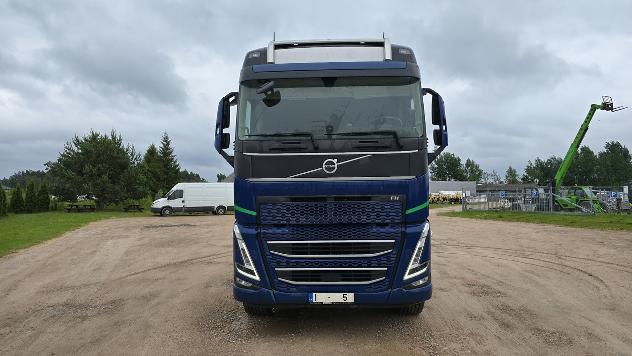 VOLVO FH500 JYKI V31 Kesla - Houttransport: afbeelding 2 VOLVO FH500 JYKI V31 Kesla - Houttransport: afbeelding 2