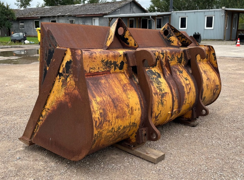 Volvo BM 2400mm - Voorladerbak voor Wiellader: afbeelding 5 Volvo BM 2400mm - Voorladerbak voor Wiellader: afbeelding 5