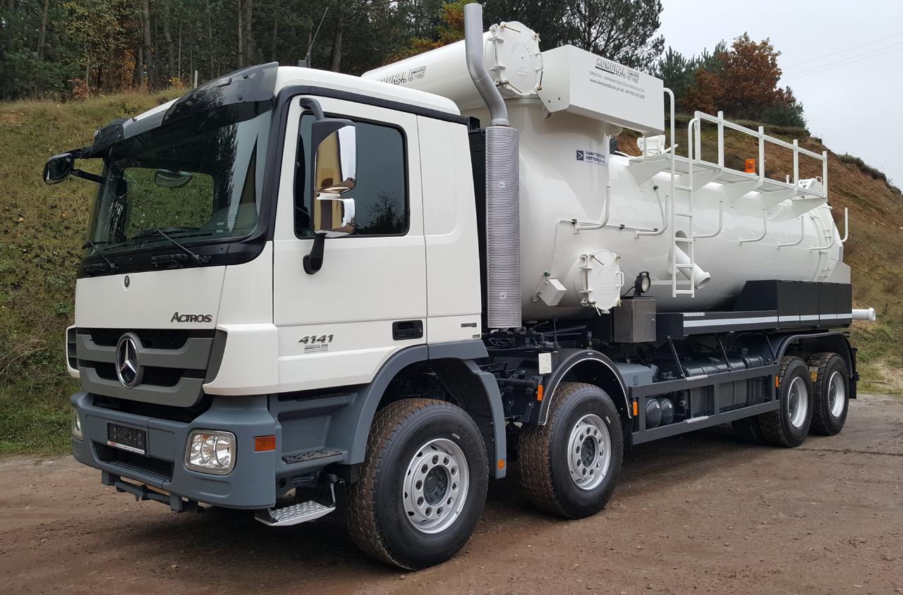 Mercedes NAAKTGEBOREN Vacu Press 8000 - Vacuümwagen: afbeelding 1 Mercedes NAAKTGEBOREN Vacu Press 8000 - Vacuümwagen: afbeelding 1