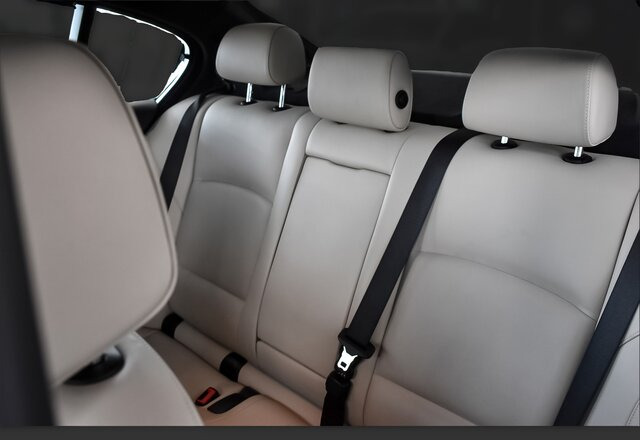 BMW 530d xDrive INDIVIDUAL CONNECTED DRIVE ECO PRO... - Sedan: afbeelding 4 BMW 530d xDrive INDIVIDUAL CONNECTED DRIVE ECO PRO... - Sedan: afbeelding 4