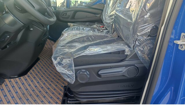 IVECO Daily 35S18H V Kastenwagen Klima Pilot DAB... - Gesloten bestelwagen: afbeelding 2 IVECO Daily 35S18H V Kastenwagen Klima Pilot DAB... - Gesloten bestelwagen: afbeelding 2