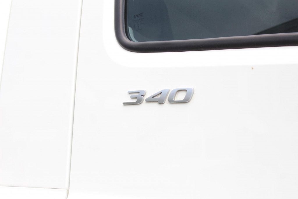 Daf CF 340 E6 Koffer 8,5m Klima LDW Rolltor LBW - Bakwagen: afbeelding 4 Daf CF 340 E6 Koffer 8,5m Klima LDW Rolltor LBW - Bakwagen: afbeelding 4