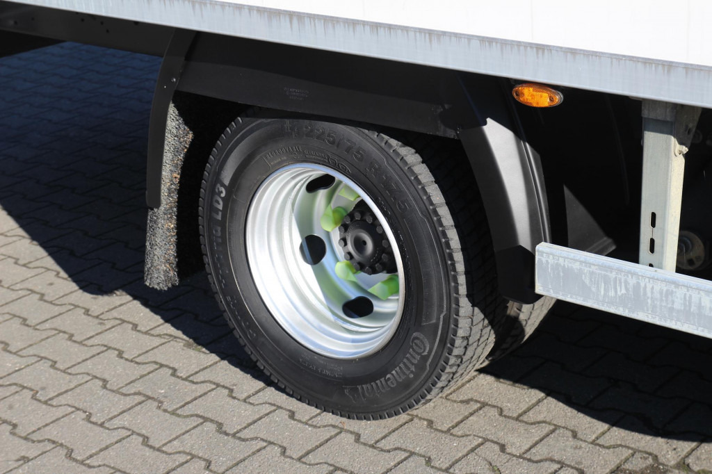 Iveco ML100E19 E6 Carrier Supra 550 Strom FRC 27 - Koelwagen vrachtwagen: afbeelding 5 Iveco ML100E19 E6 Carrier Supra 550 Strom FRC 27 - Koelwagen vrachtwagen: afbeelding 5