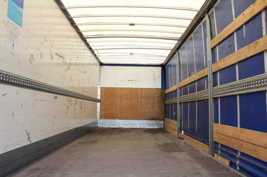 MAN TGL 12.220 Plane-Koffer 7,5 m LBW Klima 199TKm - Schuifzeilen vrachtwagen: afbeelding 3 MAN TGL 12.220 Plane-Koffer 7,5 m LBW Klima 199TKm - Schuifzeilen vrachtwagen: afbeelding 3