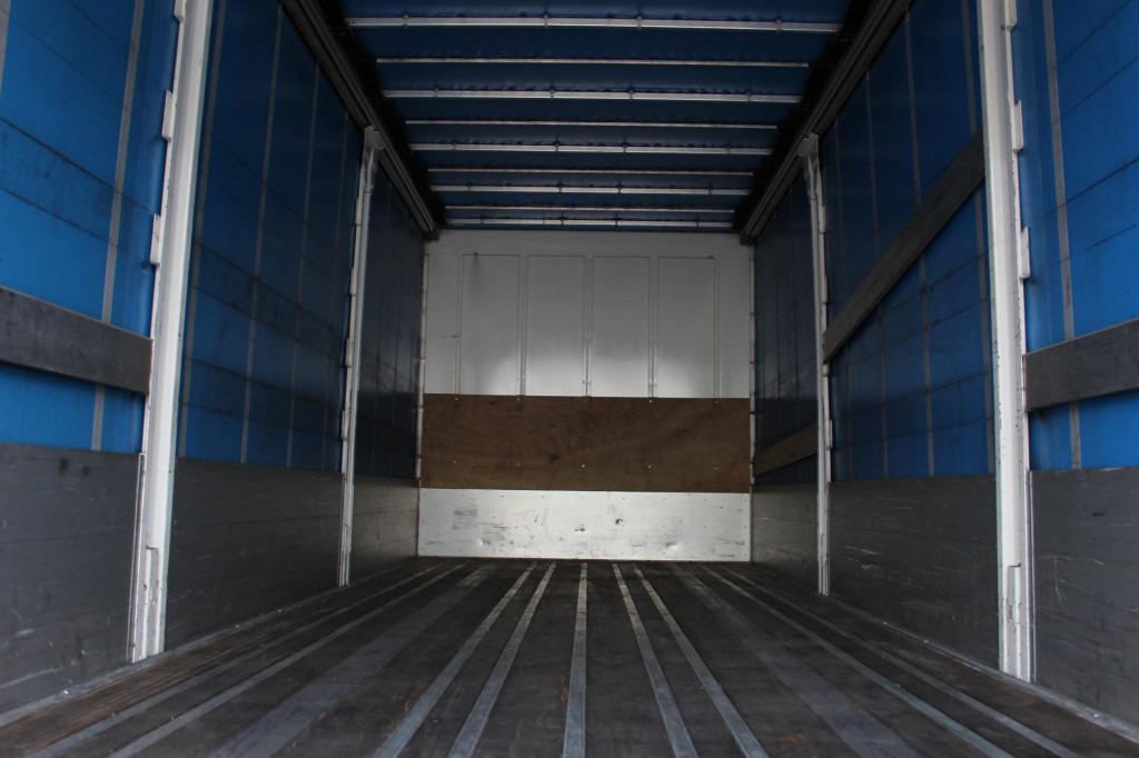 MAN TGS 18.440 Plane Zug Schlafplatz AHK Retarder - Schuifzeilen vrachtwagen: afbeelding 3 MAN TGS 18.440 Plane Zug Schlafplatz AHK Retarder - Schuifzeilen vrachtwagen: afbeelding 3