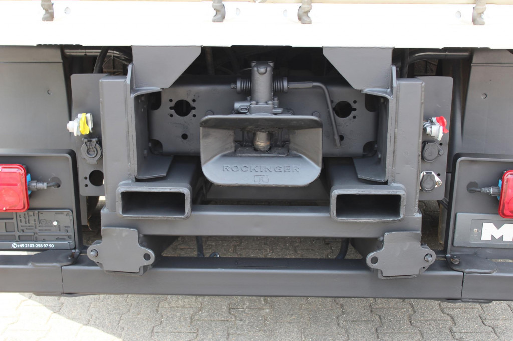 MAN TGX 26.480 Plane Stapleraufnahme Lenkachse Zug! - Schuifzeilen vrachtwagen: afbeelding 4 MAN TGX 26.480 Plane Stapleraufnahme Lenkachse Zug! - Schuifzeilen vrachtwagen: afbeelding 4