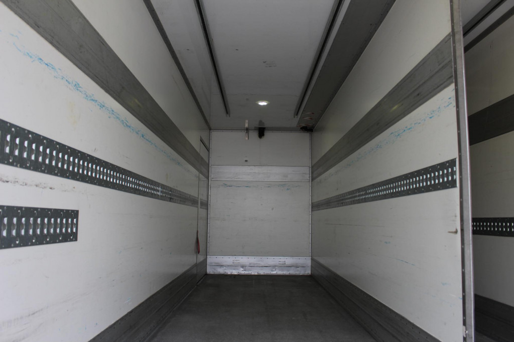 Mercedes-Benz Atego 1221 E6 Carrier Multi-Temp Strom Türen+LBW - Koelwagen vrachtwagen: afbeelding 3 Mercedes-Benz Atego 1221 E6 Carrier Multi-Temp Strom Türen+LBW - Koelwagen vrachtwagen: afbeelding 3