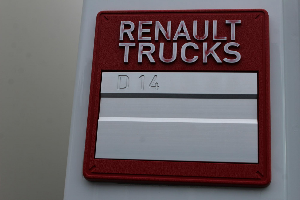 Renault D14 220E6 Laderbordwand nur 185 Tkm Klima - Bakwagen: afbeelding 5 Renault D14 220E6 Laderbordwand nur 185 Tkm Klima - Bakwagen: afbeelding 5