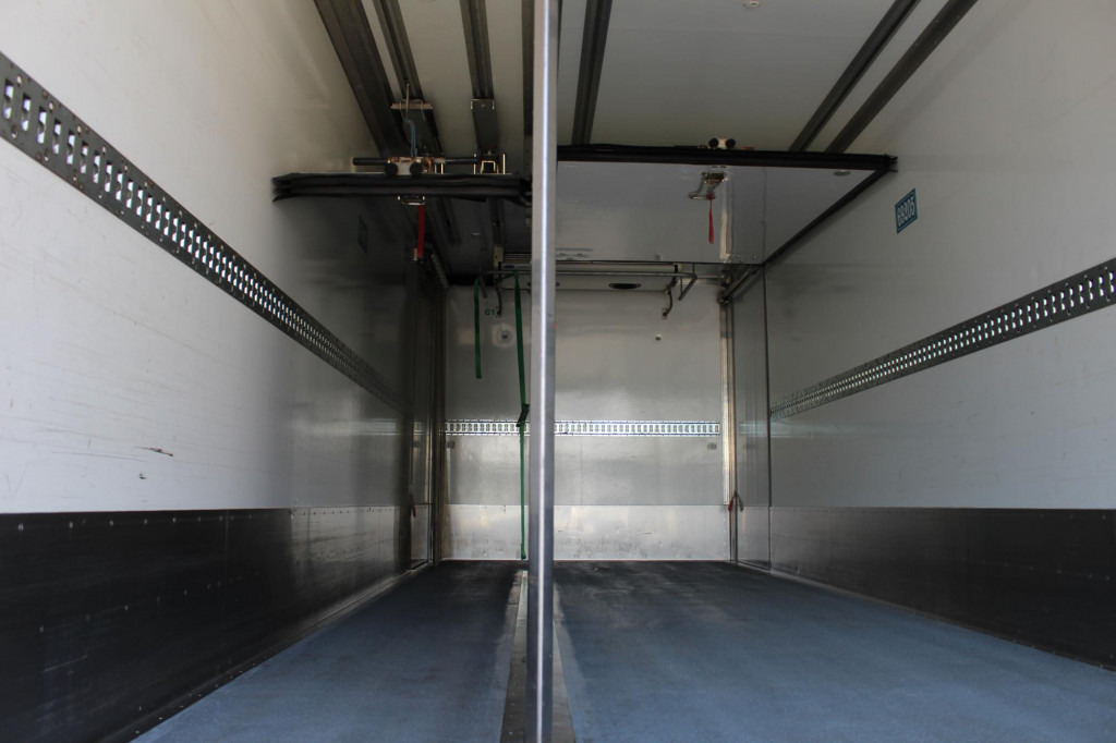 Renault D16 E6 CS 1250Mt. Bi-Temp. Tür+LBW TW Strom - Koelwagen vrachtwagen: afbeelding 2 Renault D16 E6 CS 1250Mt. Bi-Temp. Tür+LBW TW Strom - Koelwagen vrachtwagen: afbeelding 2