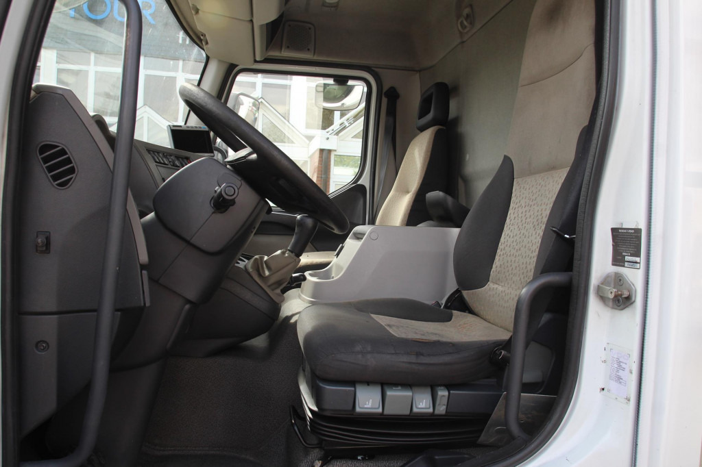 Renault Midlum 220 E5 CS 850 Strom LBW Seiten Tür FRC - Koelwagen vrachtwagen: afbeelding 3 Renault Midlum 220 E5 CS 850 Strom LBW Seiten Tür FRC - Koelwagen vrachtwagen: afbeelding 3