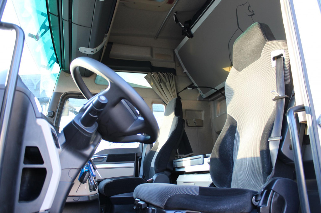 MAN TGX 18.510 E6 XXL Retarder Kühlbox Navi - Trekker: afbeelding 5 MAN TGX 18.510 E6 XXL Retarder Kühlbox Navi - Trekker: afbeelding 5