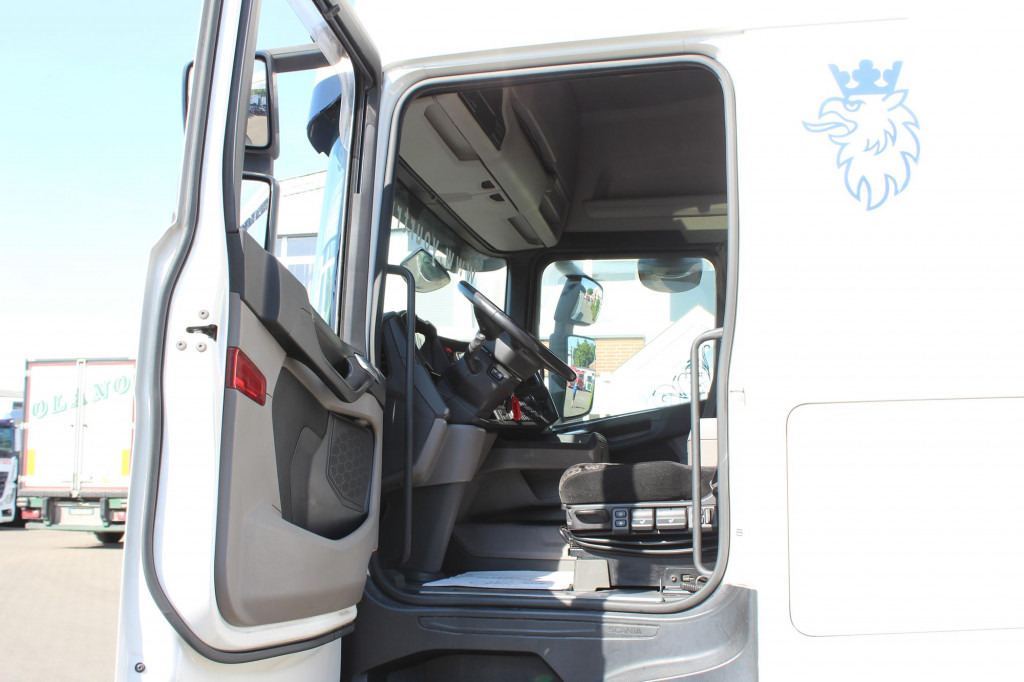 Scania R 500 Retarder LED Kühlbox 2 Tanks Navi - Trekker: afbeelding 3 Scania R 500 Retarder LED Kühlbox 2 Tanks Navi - Trekker: afbeelding 3