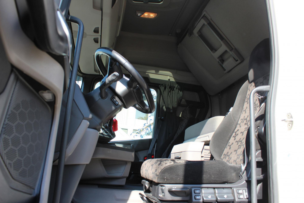 Scania R 500 Retarder LED Kühlbox 2 Tanks Navi - Trekker: afbeelding 4 Scania R 500 Retarder LED Kühlbox 2 Tanks Navi - Trekker: afbeelding 4