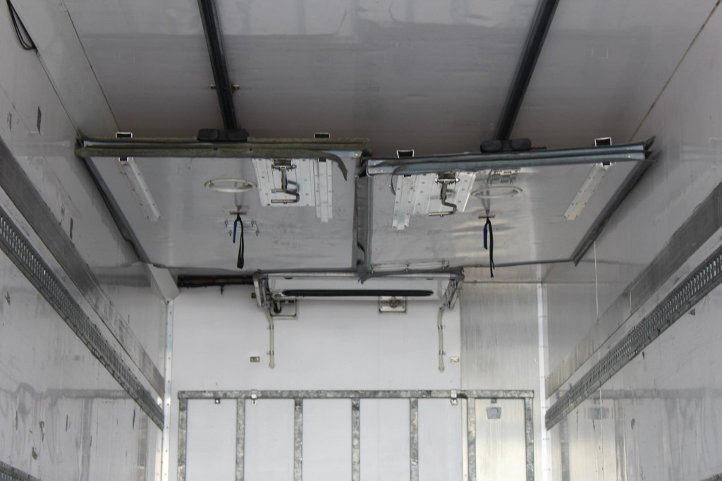 Volvo FM 420 E6 TK T-1200 Spect. Bi-Temp. Strom LBW TW - Koelwagen vrachtwagen: afbeelding 3 Volvo FM 420 E6 TK T-1200 Spect. Bi-Temp. Strom LBW TW - Koelwagen vrachtwagen: afbeelding 3