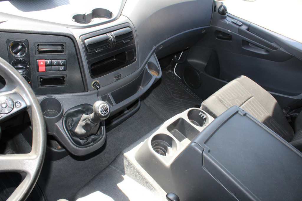 Vrachtwagen Mercedes-Benz Atego 1221 E6  Koffer   Klima  LDW  Schalter  LBW: afbeelding 5