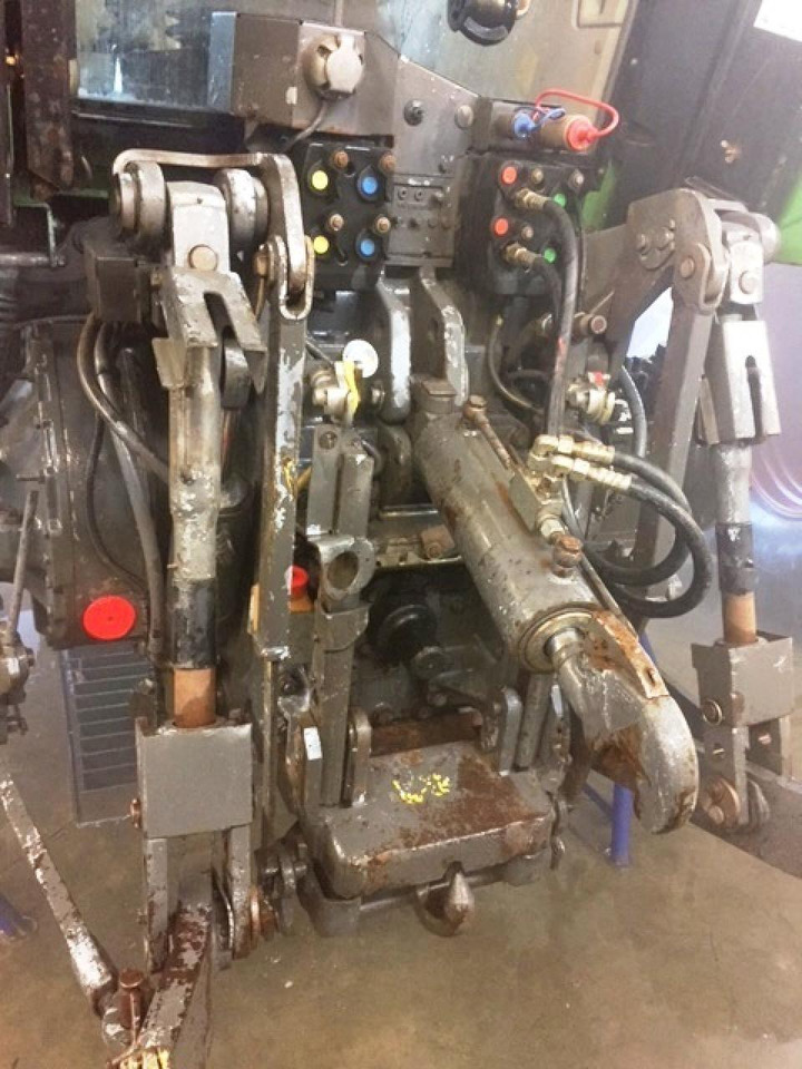 Fendt gebrauchter Hitch für Fendt 930, 926, 924 - Aanbouwdeel: afbeelding 1 Fendt gebrauchter Hitch für Fendt 930, 926, 924 - Aanbouwdeel: afbeelding 1