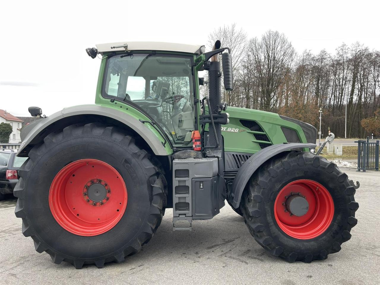 Fendt 828 SCR Vario Profi Plus, RTK, FZW, Bereifung neu, - Tractor: afbeelding 5 Fendt 828 SCR Vario Profi Plus, RTK, FZW, Bereifung neu, - Tractor: afbeelding 5