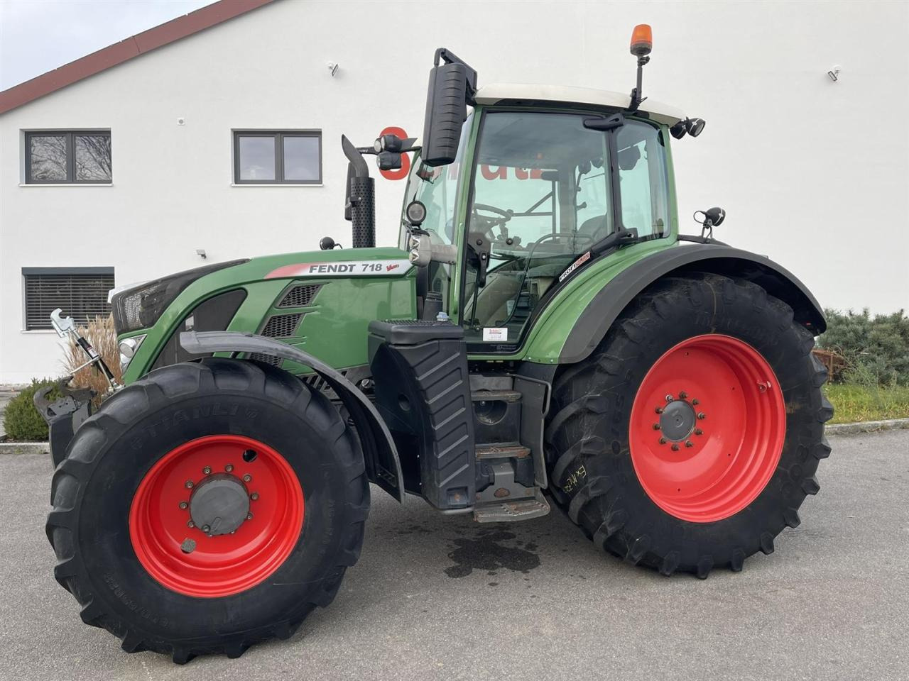 Fendt Fendt 718 Vario SCR GPS - Tractor: afbeelding 2 Fendt Fendt 718 Vario SCR GPS - Tractor: afbeelding 2