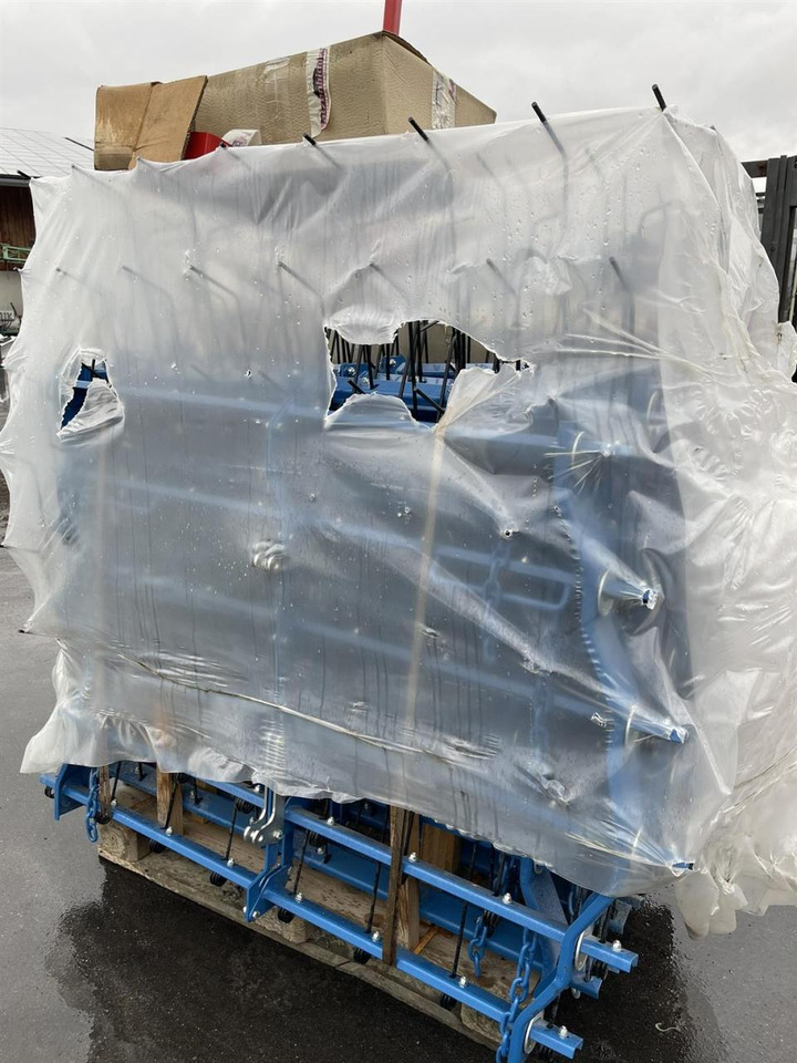 Hatzenbichler Striegel mit hydraulischer Druckverstellung, 12m, Bj. 2023, Hatzenbichler neuwertig - Eg: afbeelding 4 Hatzenbichler Striegel mit hydraulischer Druckverstellung, 12m, Bj. 2023, Hatzenbichler neuwertig - Eg: afbeelding 4