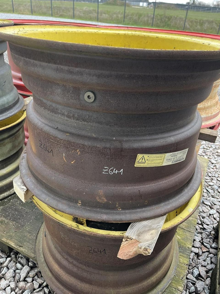 John Deere 15X24 / 8 Loch Felge - Velg: afbeelding 2 John Deere 15X24 / 8 Loch Felge - Velg: afbeelding 2