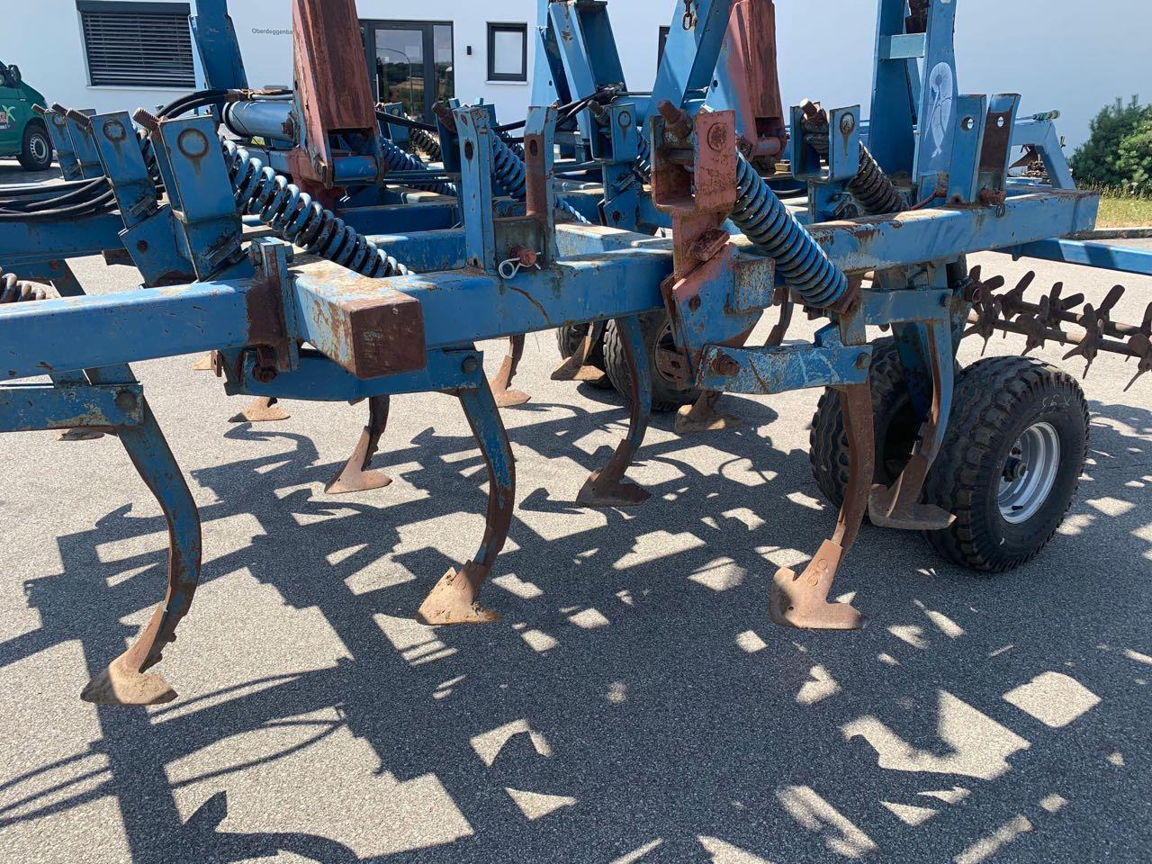 Rabe gezogener 4-balkiger Grubber mit Spatenrollegge - Cultivator: afbeelding 4 Rabe gezogener 4-balkiger Grubber mit Spatenrollegge - Cultivator: afbeelding 4