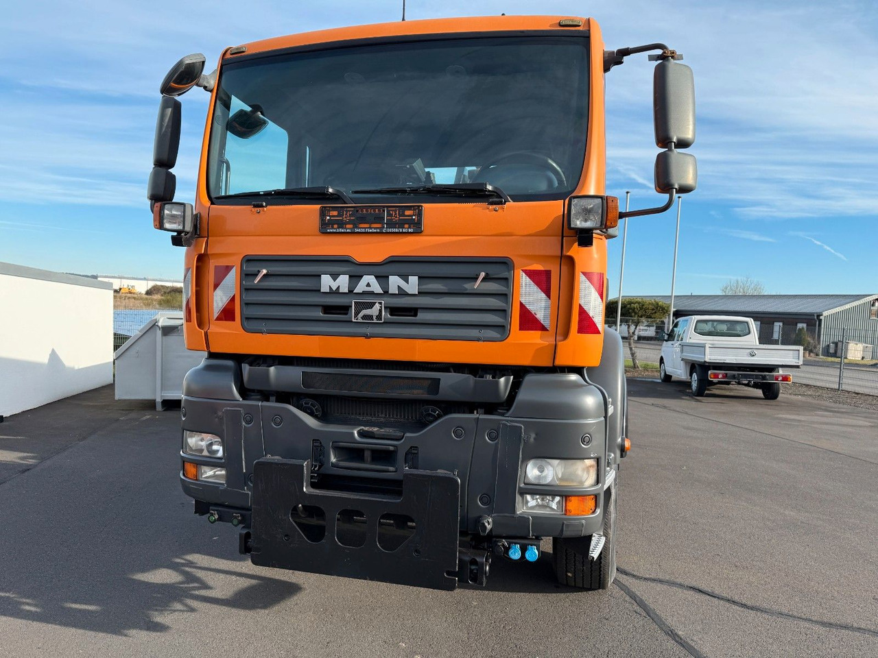 MAN TGA 18.360 4x4 Winterdienst Meiller Abroller - Haakarmsysteem vrachtwagen: afbeelding 2 MAN TGA 18.360 4x4 Winterdienst Meiller Abroller - Haakarmsysteem vrachtwagen: afbeelding 2