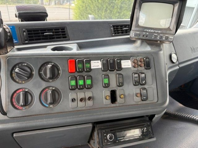 Mercedes-Benz Actros 2031 4x4 Hydraulik + Wechselsystem - Chassis vrachtwagen: afbeelding 5 Mercedes-Benz Actros 2031 4x4 Hydraulik + Wechselsystem - Chassis vrachtwagen: afbeelding 5