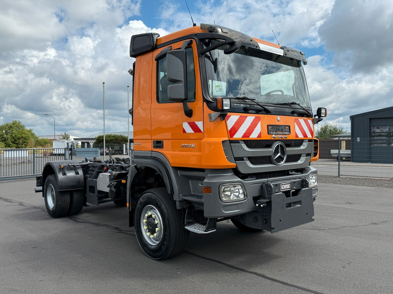 Mercedes-Benz Actros 2036 4x4 Dautelwechselsystem Winterdienst - Chassis vrachtwagen: afbeelding 4 Mercedes-Benz Actros 2036 4x4 Dautelwechselsystem Winterdienst - Chassis vrachtwagen: afbeelding 4