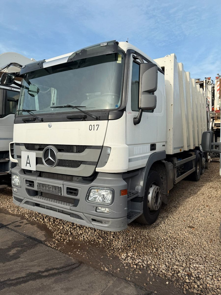 Mercedes-Benz Actros 2532 6x2 MP3 Faun Power Press 524 - Vuilniswagen: afbeelding 1 Mercedes-Benz Actros 2532 6x2 MP3 Faun Power Press 524 - Vuilniswagen: afbeelding 1