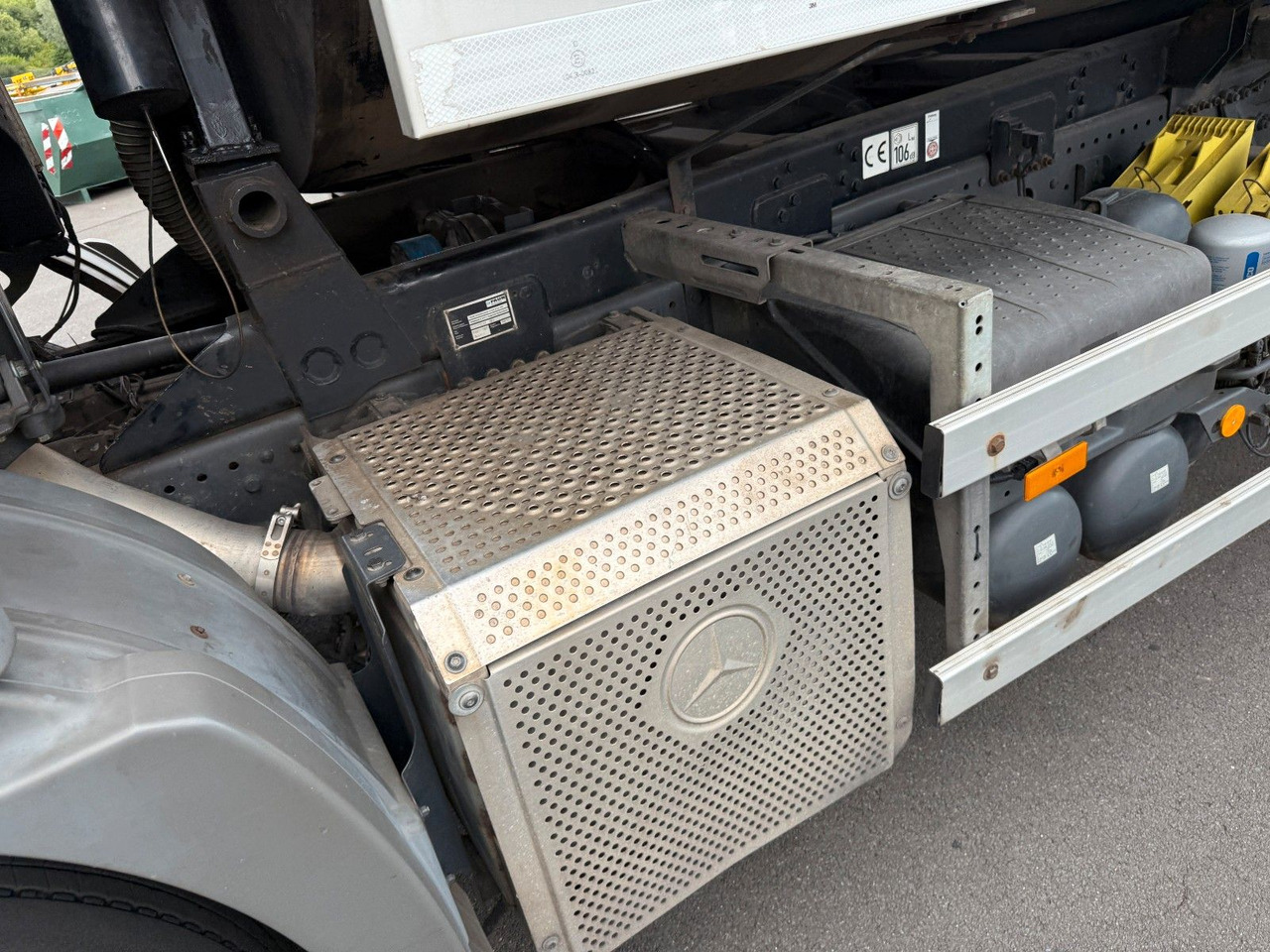 Mercedes-Benz Actros MP3 2532 6x2 Faun Rotorpress 521 - Vuilniswagen: afbeelding 5 Mercedes-Benz Actros MP3 2532 6x2 Faun Rotorpress 521 - Vuilniswagen: afbeelding 5
