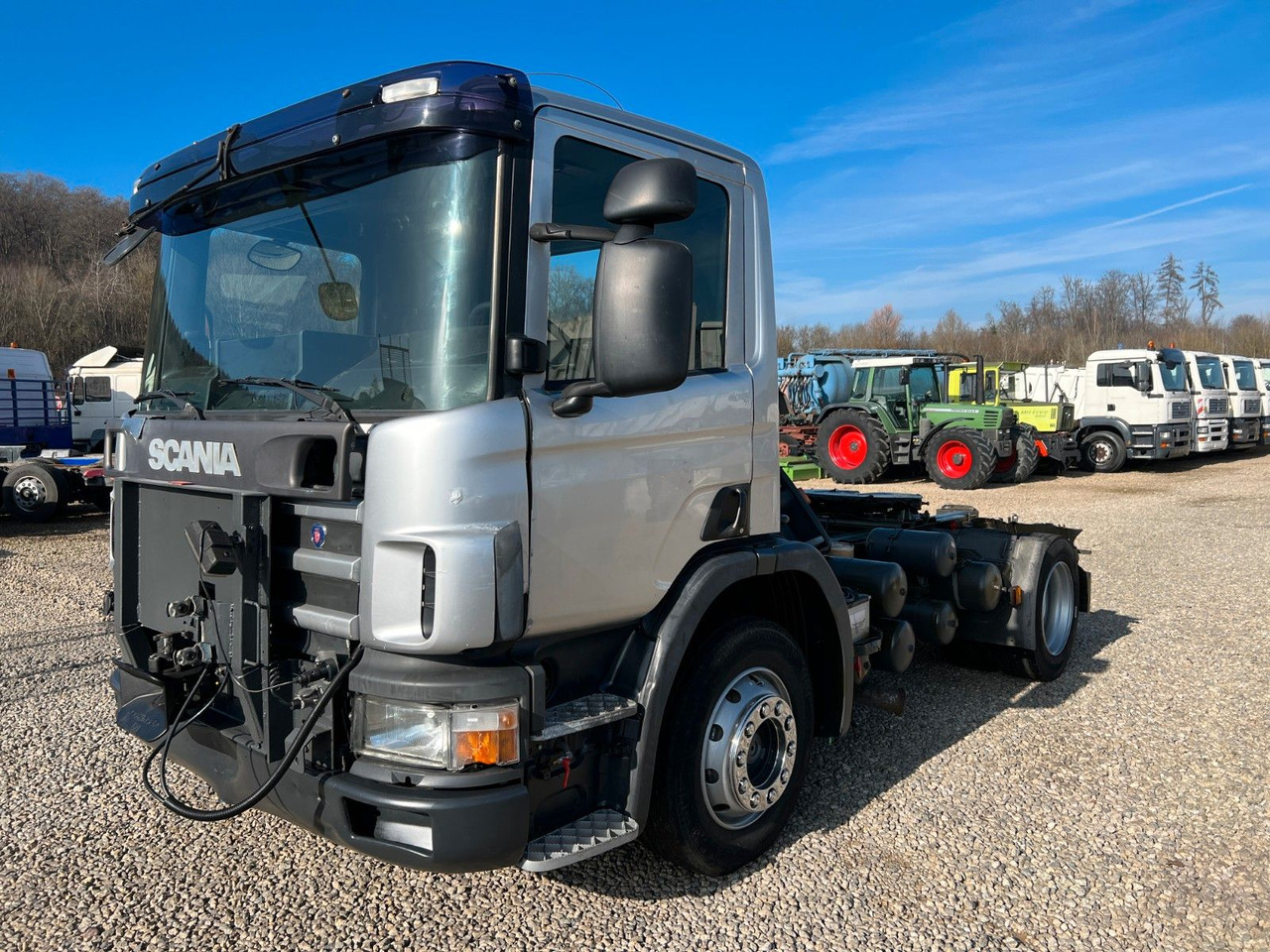 Scania P 94 GA 4x2 NA 310 Scania P 94 GA 4x2 NA 310 - Trekker: afbeelding 1 Scania P 94 GA 4x2 NA 310 Scania P 94 GA 4x2 NA 310 - Trekker: afbeelding 1