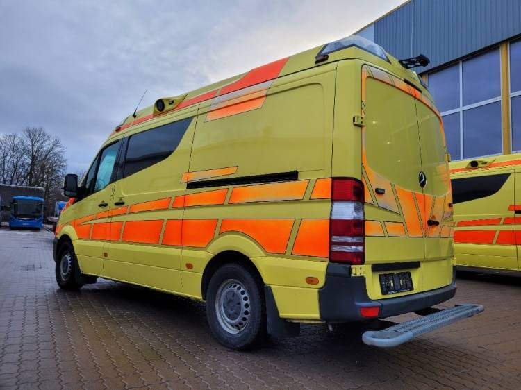MERCEDES – BENZ SPRINTER 2.2D AMBULANCE (PROFILE) KLIMA 11.2014 EURO 5 - Ambulance: afbeelding 3 MERCEDES – BENZ SPRINTER 2.2D AMBULANCE (PROFILE) KLIMA 11.2014 EURO 5 - Ambulance: afbeelding 3