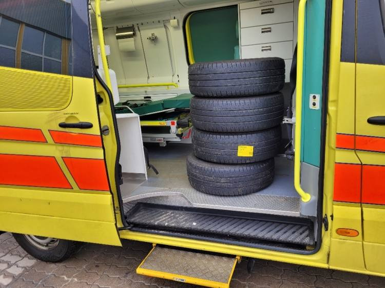 MERCEDES – BENZ SPRINTER 2.2D AMBULANCE (PROFILE) KLIMA 11.2014 EURO 5 - Ambulance: afbeelding 5 MERCEDES – BENZ SPRINTER 2.2D AMBULANCE (PROFILE) KLIMA 11.2014 EURO 5 - Ambulance: afbeelding 5