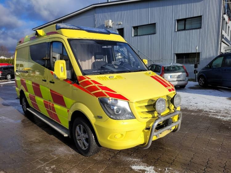 MERCEDES – BENZ SPRINTER 3.0D AMBULANCE (PROFILE) KLIMA 2.2016 EURO 6 - Ambulance: afbeelding 1 MERCEDES – BENZ SPRINTER 3.0D AMBULANCE (PROFILE) KLIMA 2.2016 EURO 6 - Ambulance: afbeelding 1