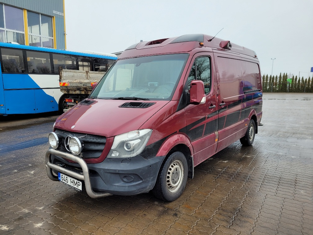 MERCEDES – BENZ SPRINTER 316 CDI ex ambulance 11.2014 EURO 5  - Gesloten bestelwagen: afbeelding 2 MERCEDES – BENZ SPRINTER 316 CDI ex ambulance 11.2014 EURO 5  - Gesloten bestelwagen: afbeelding 2