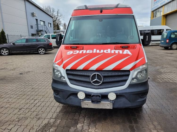 MERCEDES – BENZ SPRINTER 319 3.0D AMBULANCE (PROFILE) KLIMA, 6.2017, EURO 6 - Ambulance: afbeelding 3 MERCEDES – BENZ SPRINTER 319 3.0D AMBULANCE (PROFILE) KLIMA, 6.2017, EURO 6 - Ambulance: afbeelding 3