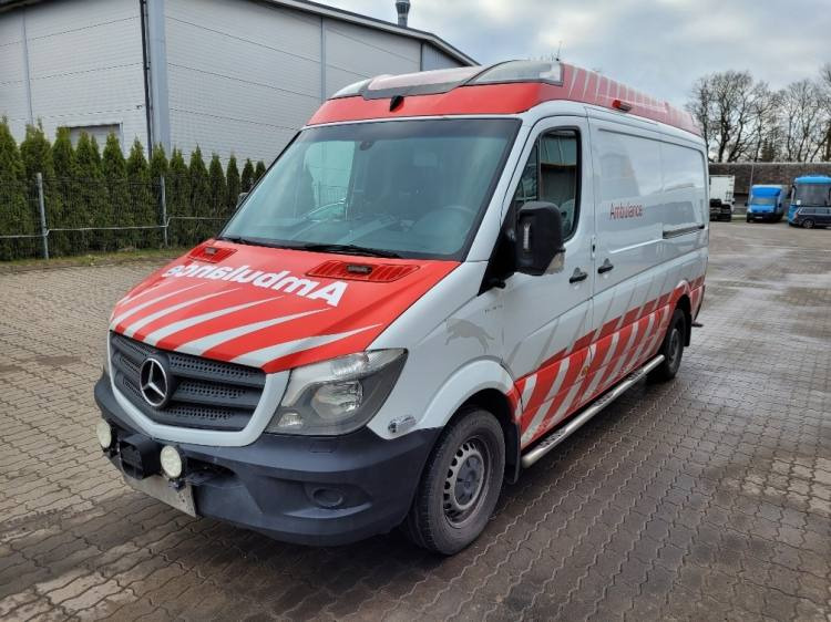 MERCEDES – BENZ SPRINTER 319 AMBULANCE (PROFILE) KLIMA, 6.2017, EURO 6 - Ambulance: afbeelding 2 MERCEDES – BENZ SPRINTER 319 AMBULANCE (PROFILE) KLIMA, 6.2017, EURO 6 - Ambulance: afbeelding 2