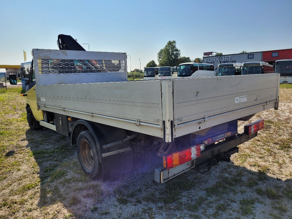 MERCEDES – BENZ SPRINTER 616CDI HIAB 027-2 Crane 10.2004 - Bestelwagen open laadbak: afbeelding 4 MERCEDES – BENZ SPRINTER 616CDI HIAB 027-2 Crane 10.2004 - Bestelwagen open laadbak: afbeelding 4